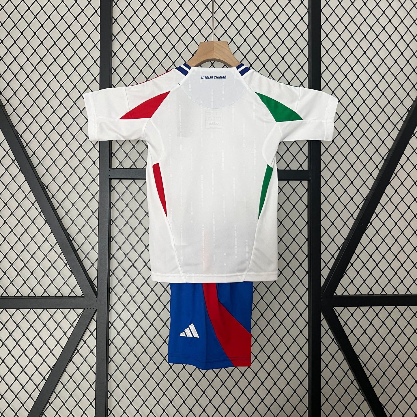 Kids  kit Italy away