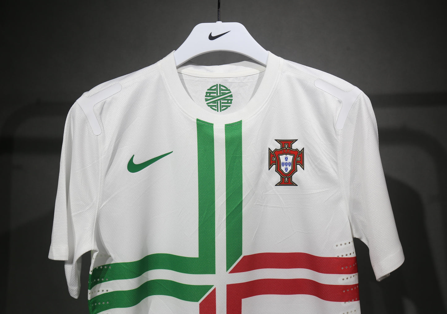 Retro 2012 European Championship Portugal T- SHIRT