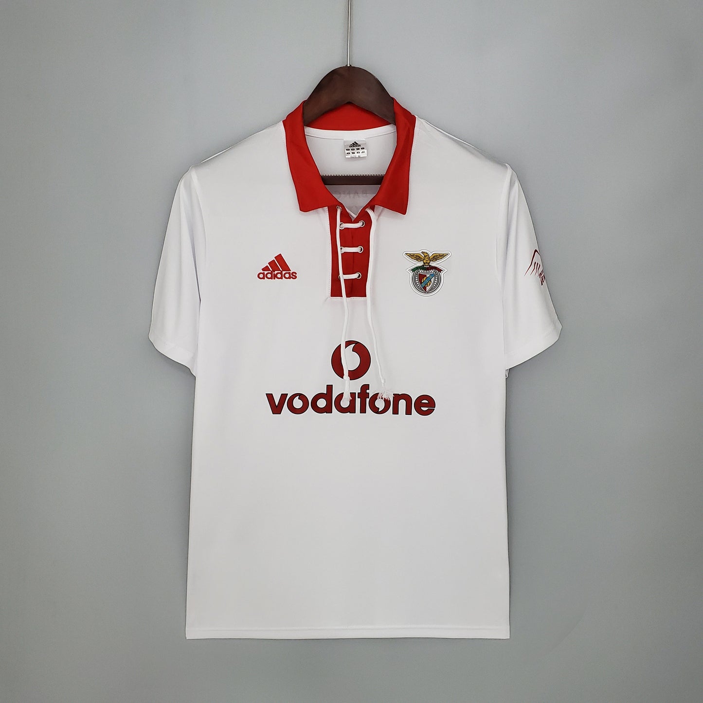 Retro Benfica 04/05 away T-shirt