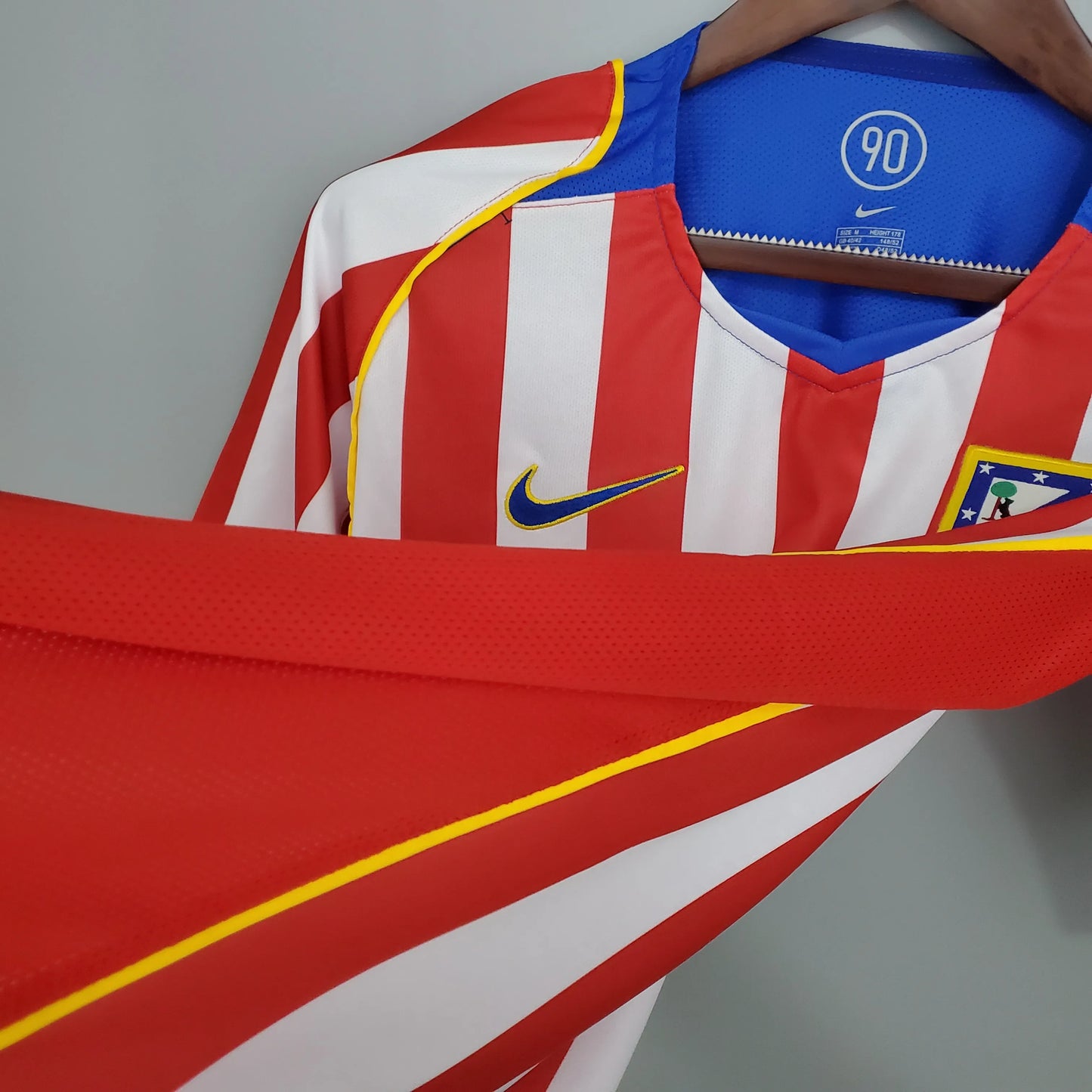 Retro Atletico Madrid home 2004/2005