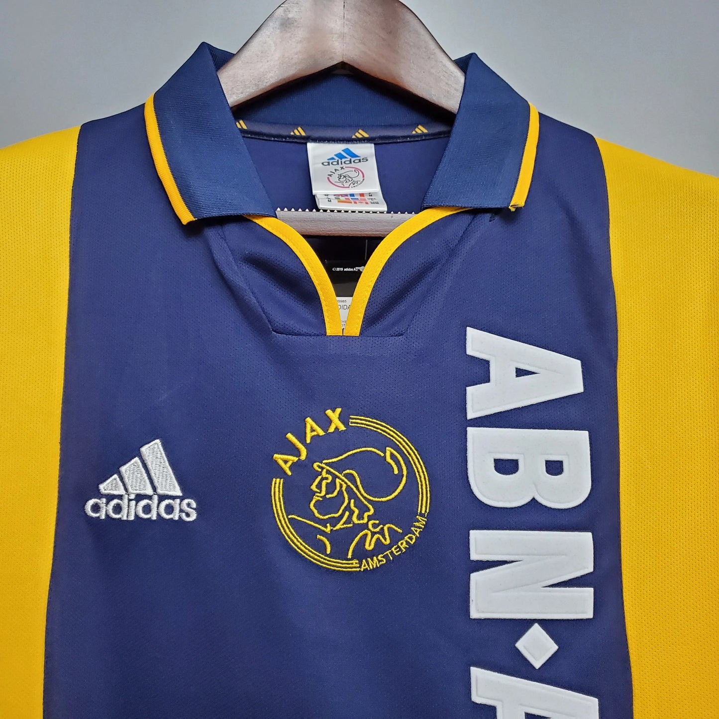 Ajax away Retro 2000/2001 T-shirt