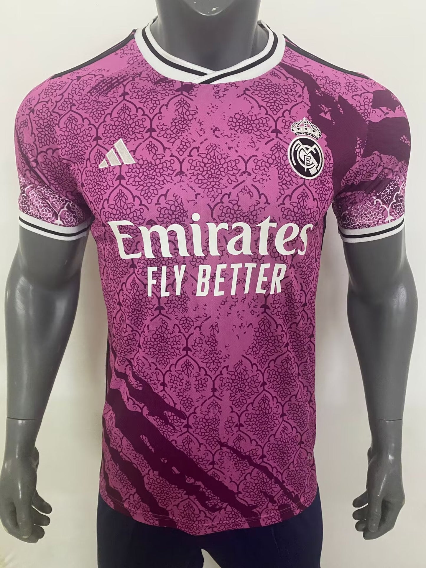 Real Madrid Pink Purple Classic 24/25 T-shirt