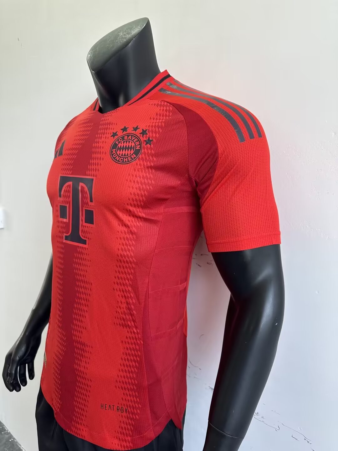 Bayern  Munchen Home Player Edition T-shirt 24-25