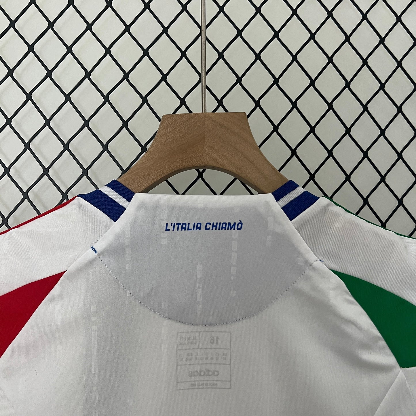 Kids  kit Italy away