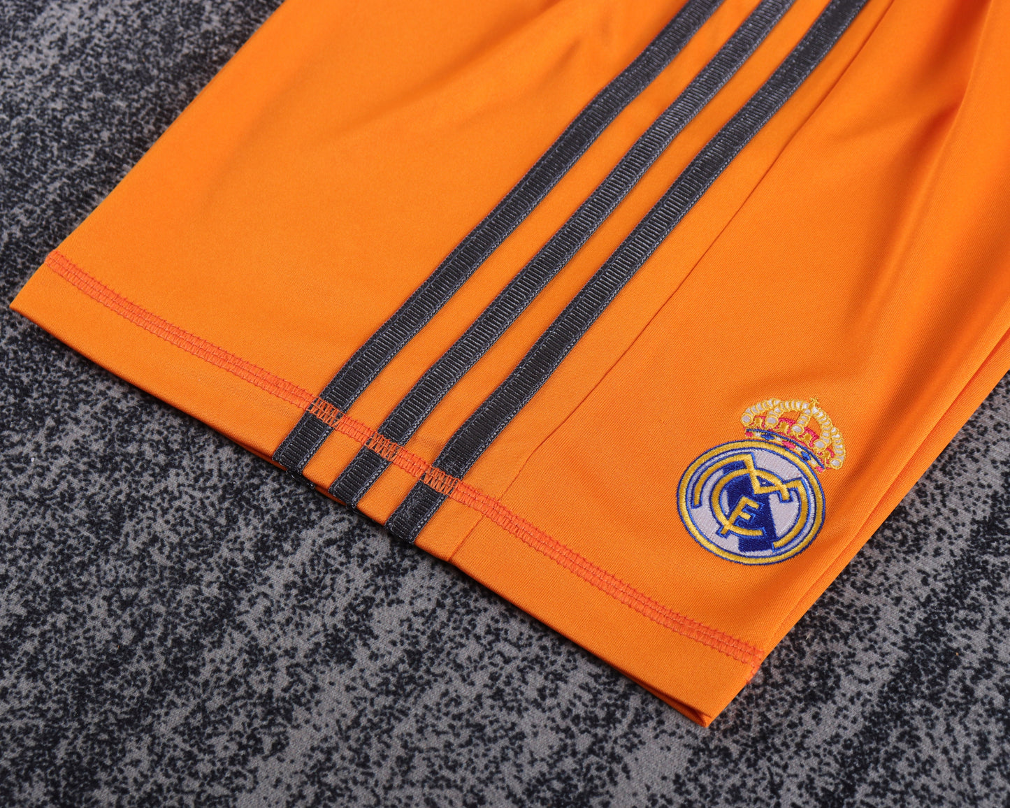 Retro Kids Kit  Real Madrid Second away