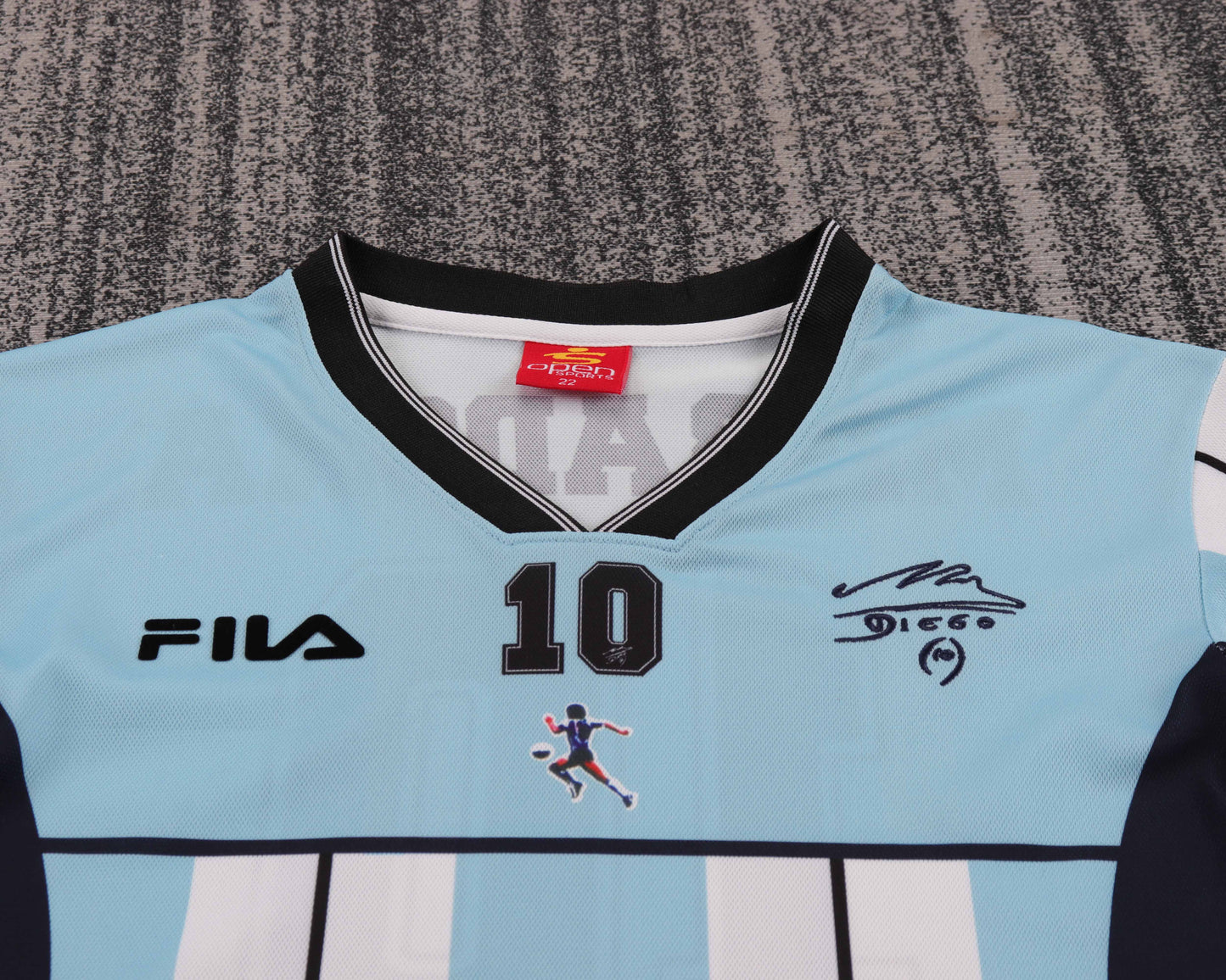 Kids kit Argentina Maradona Commemorative Edition  2001