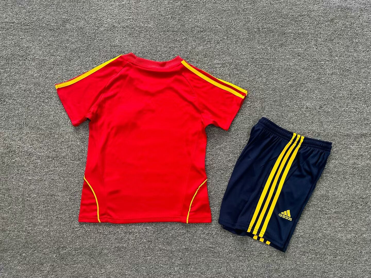 Retro Kids  kit \ 08 Spain home