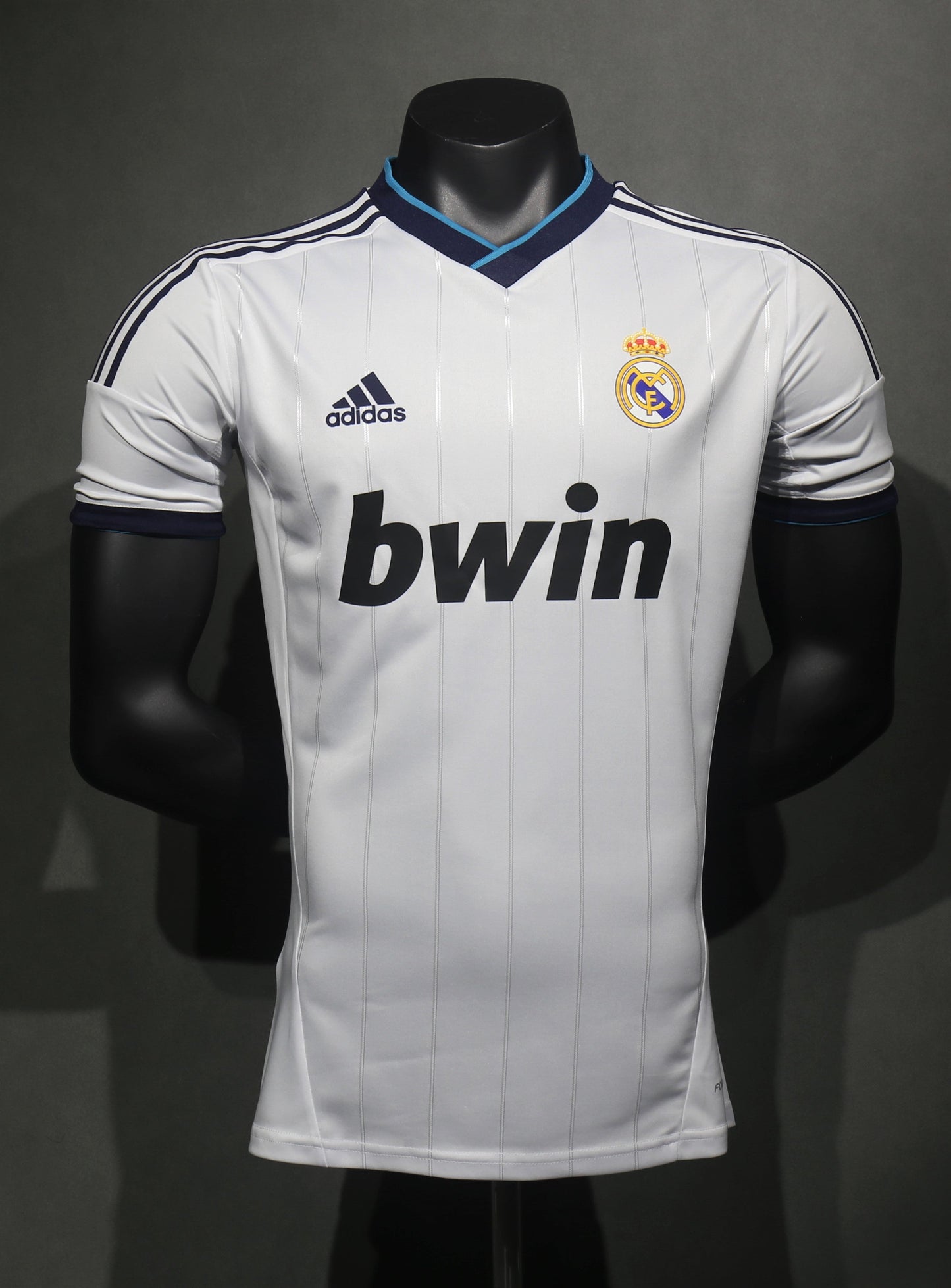 Retro  Real Madrid Home Player Edition T-Shirt