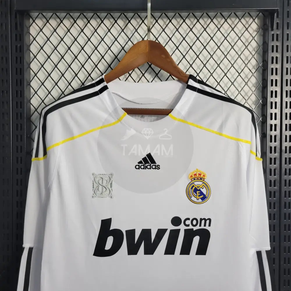 Retro 2009/10 Real Madrid home T-Shirt